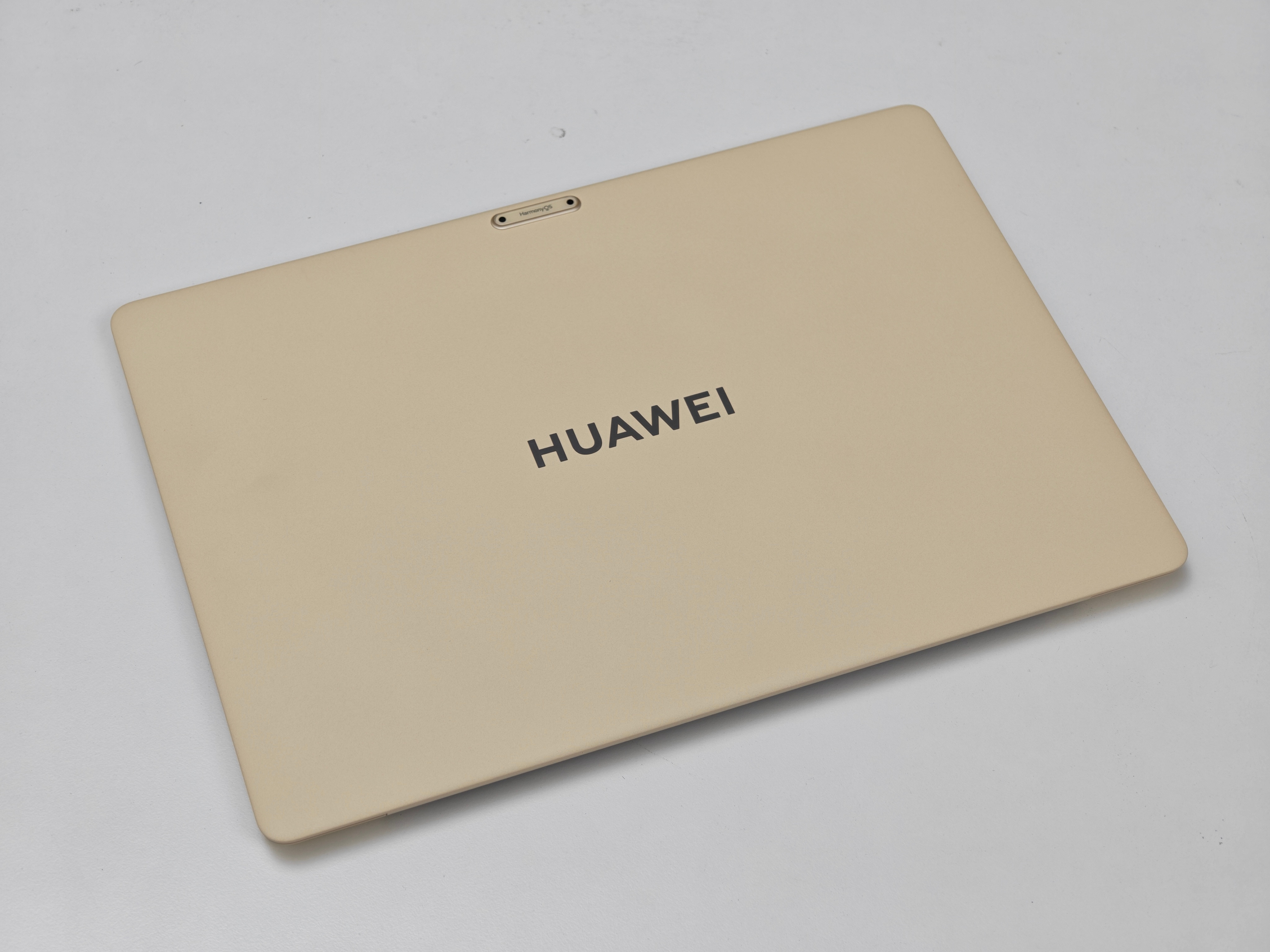 明天又要开始出差了，准备带上华为MateBook Pro S，这个重量带出门是真