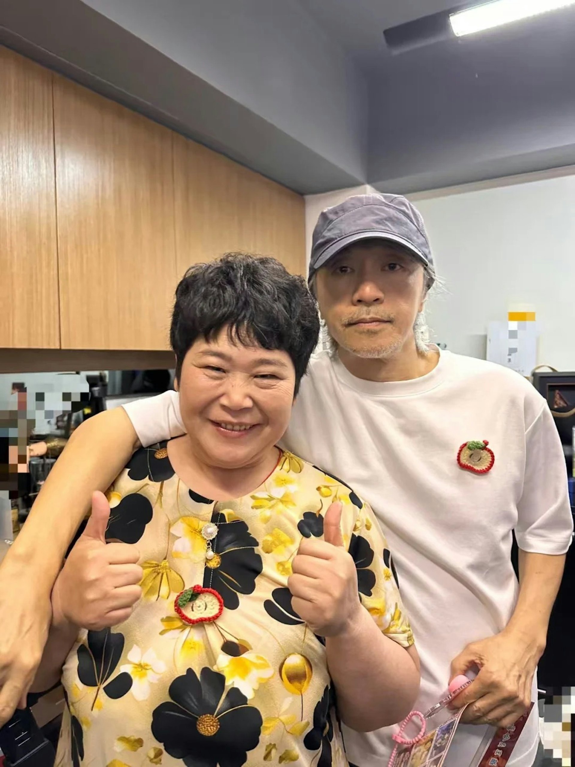 星爷让脱口秀演员房主任教他吵架。 ​​​