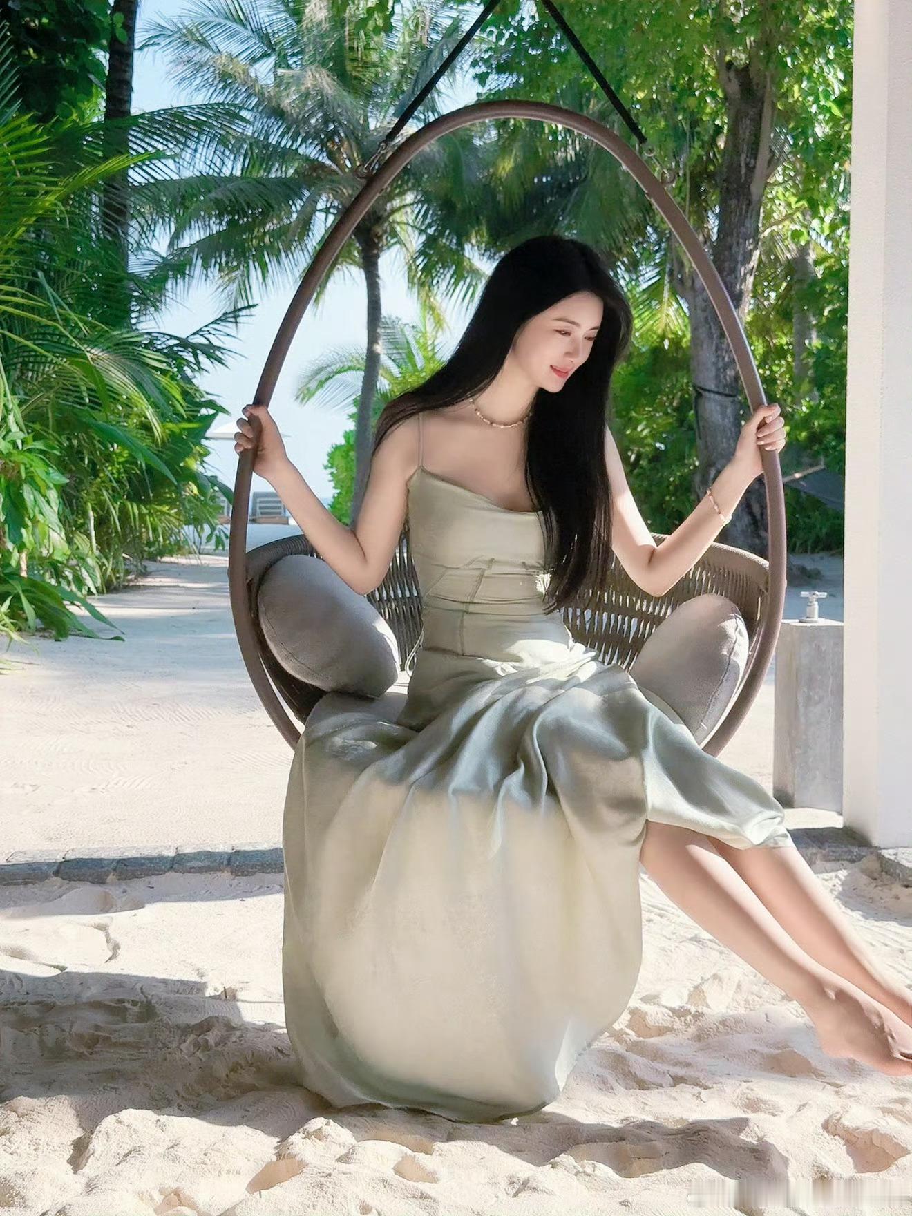 赵昕度假碎片🌴 ​​​