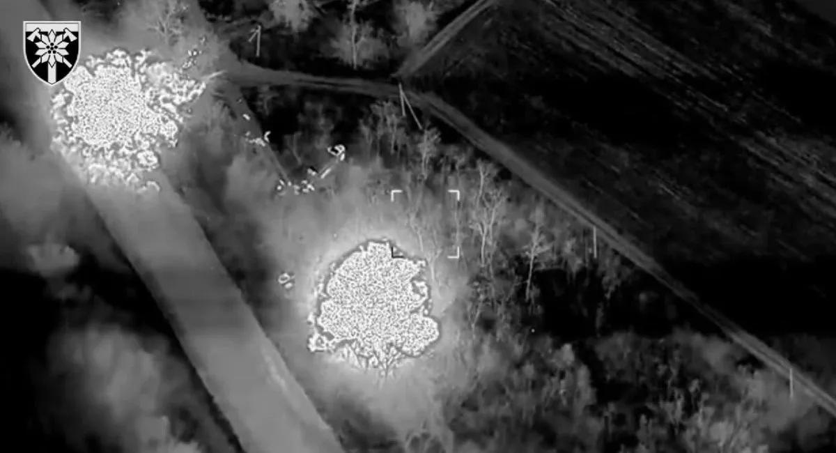 乌克兰陆军新闻处报告称，扎波罗热地区一处大量俄军步兵集中地被摧毁，数十名俄罗斯人