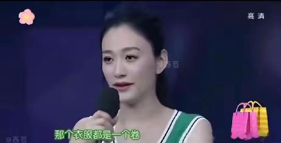 内娱友情天花板！谢娜李小冉26年双向奔赴太好哭 两人相伴整整26年，早年谢娜北漂