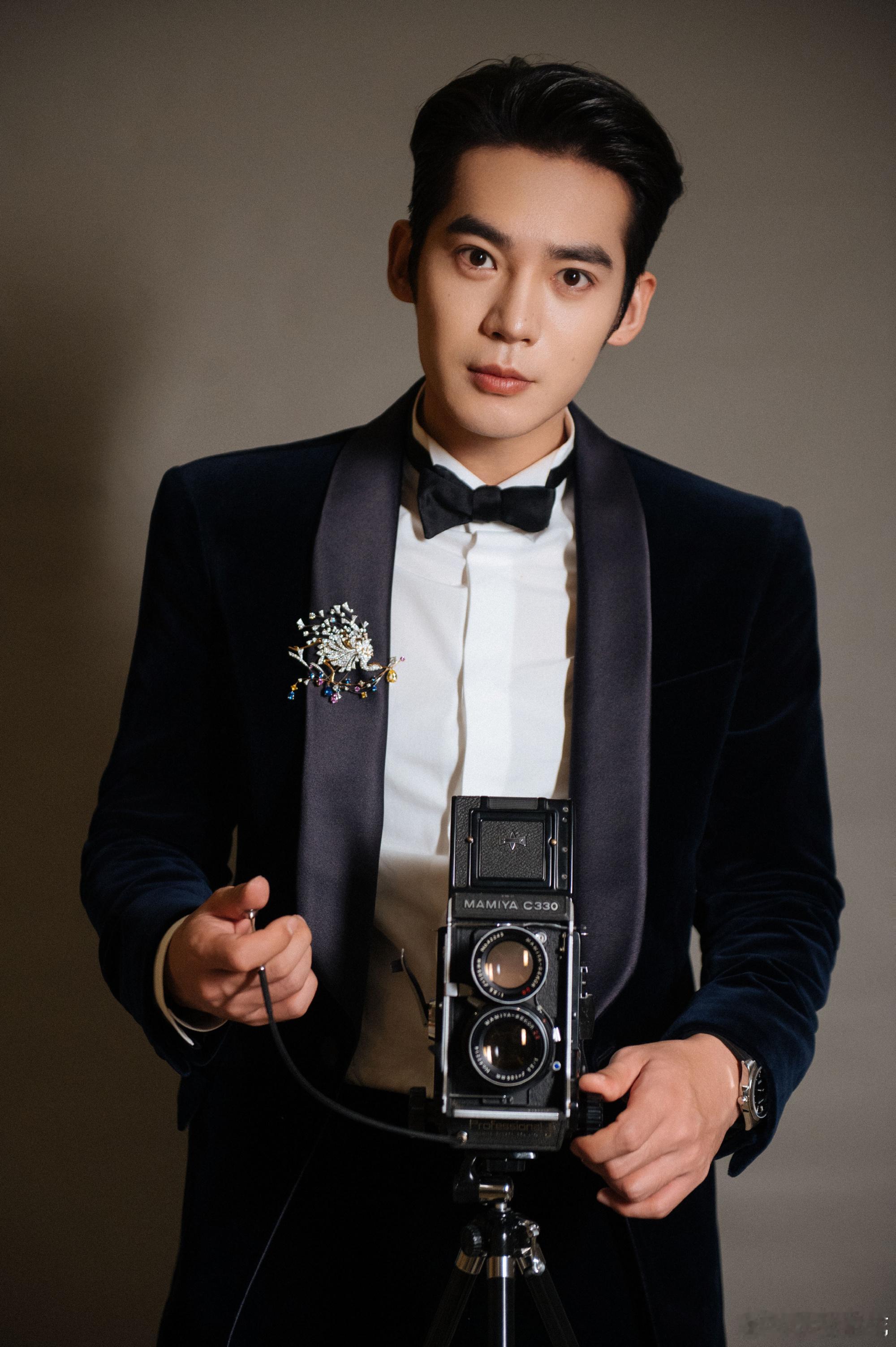 于适 × 第十六届 北京国际电影节 开幕式携手主演电影《四渡》出席北京国际电影节