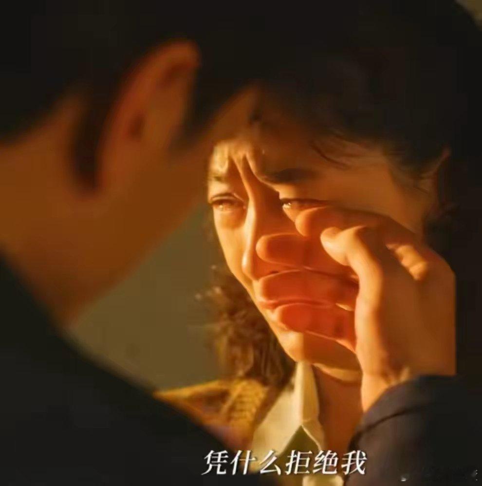 小巷人家人比人气死人！隔壁玲姐过得是狗一般的日子，宋莹的老公不和她商量就拿50斤