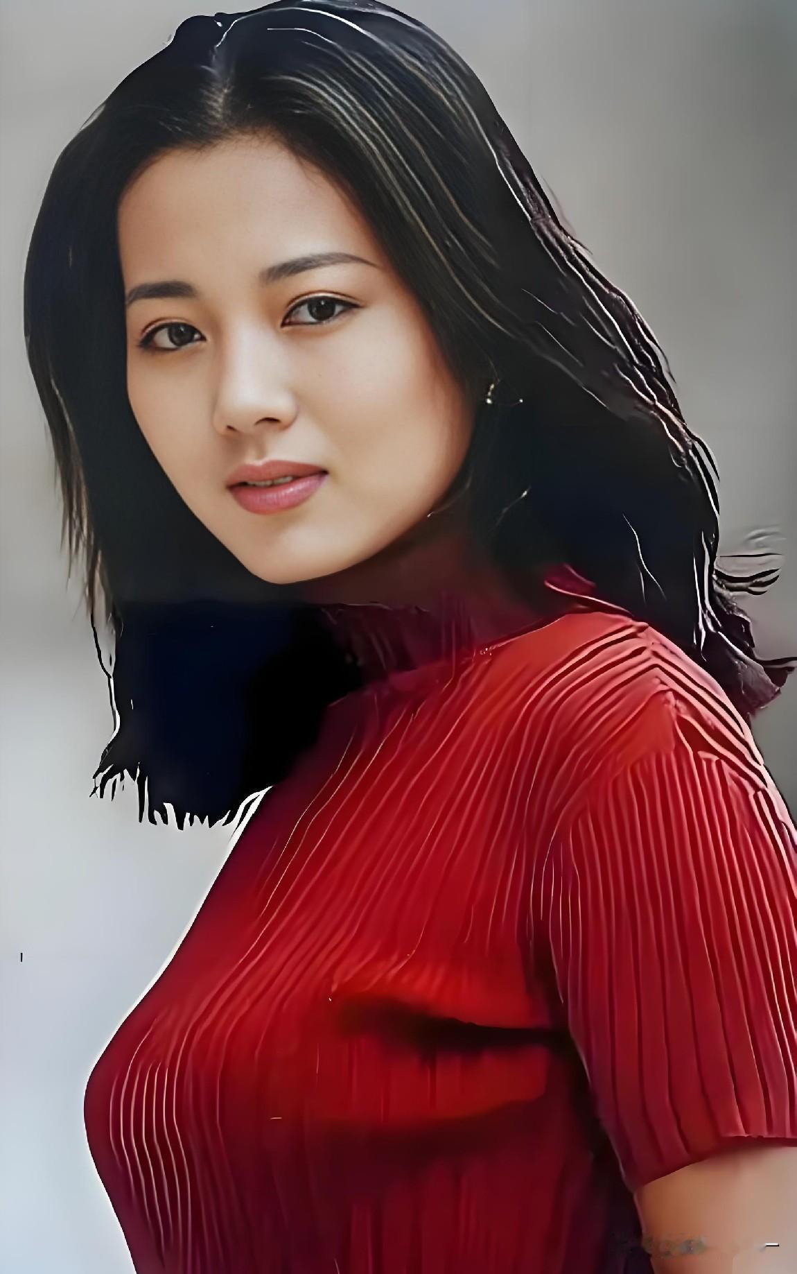 连看两集《种墨园》，

这个女演员差点没认出来，

就是剧中饰演男主妈妈许秀梅的
