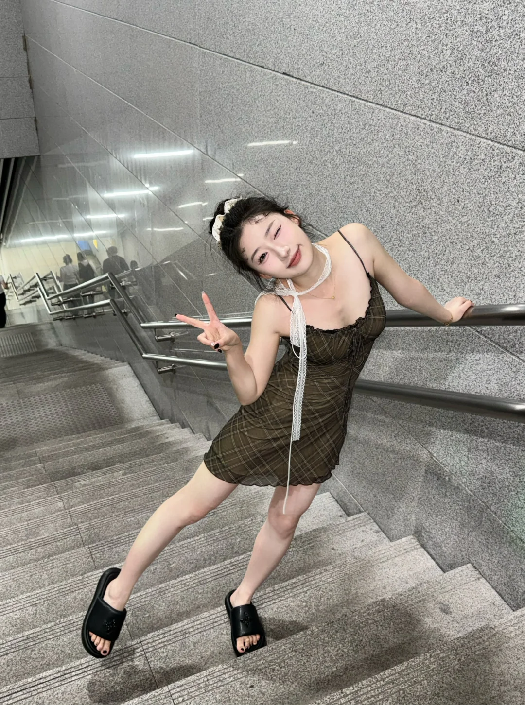 我服了 …