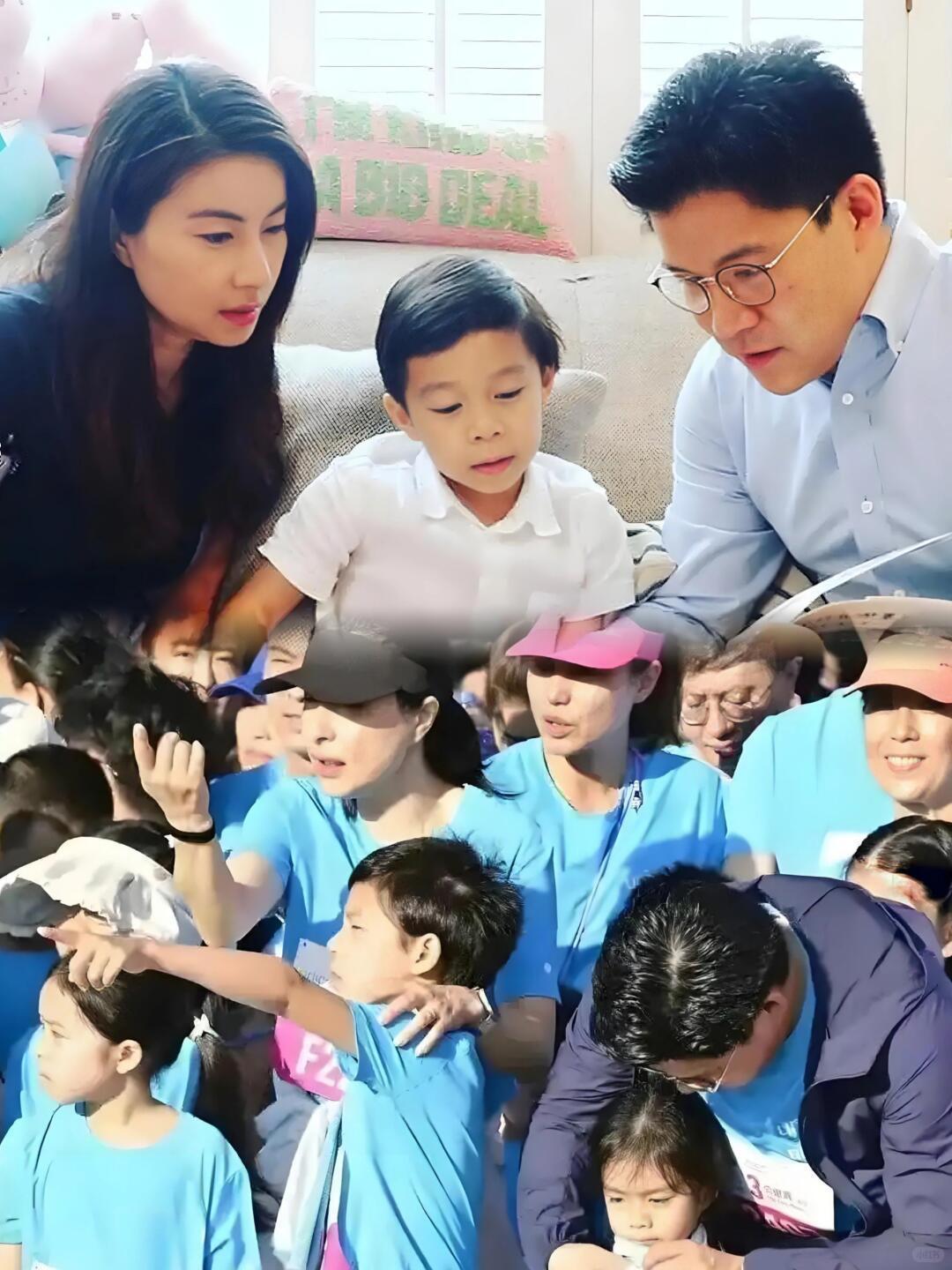 霍中曦痴迷军事，不只是少年爱好，更是个人兴趣、家庭教育、实地熏陶三者叠加出来的结
