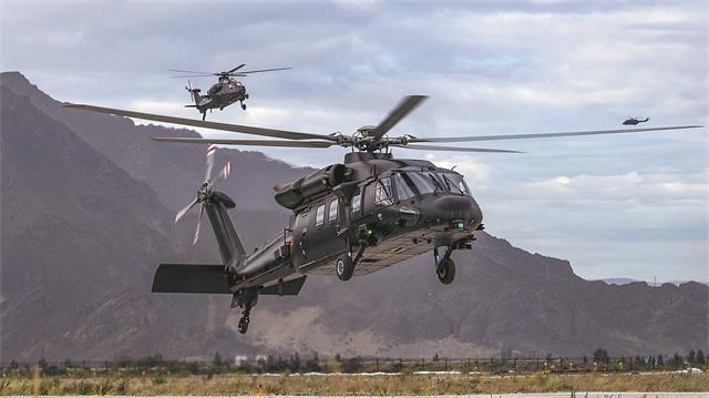 日本公然扩军备武、公开备战的举动真的让人警惕，这根本不是正常的国防建设，明显藏着