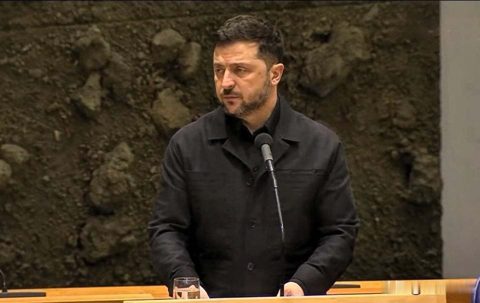 泽连斯基说:“普京公开撒谎，声称俄军已经占领了库皮扬斯克，我去库皮扬斯克就是为了