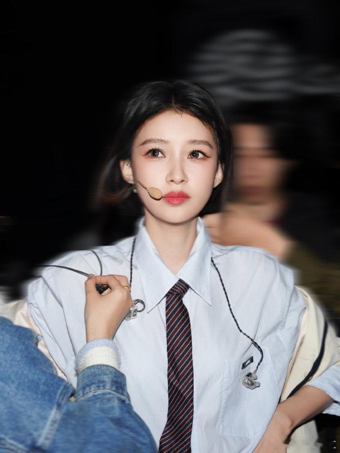 孙怡能不能不虐孙怡了乘风2026满眼疲惫与心酸，泪眼婆娑的模样，真的不该被这样对