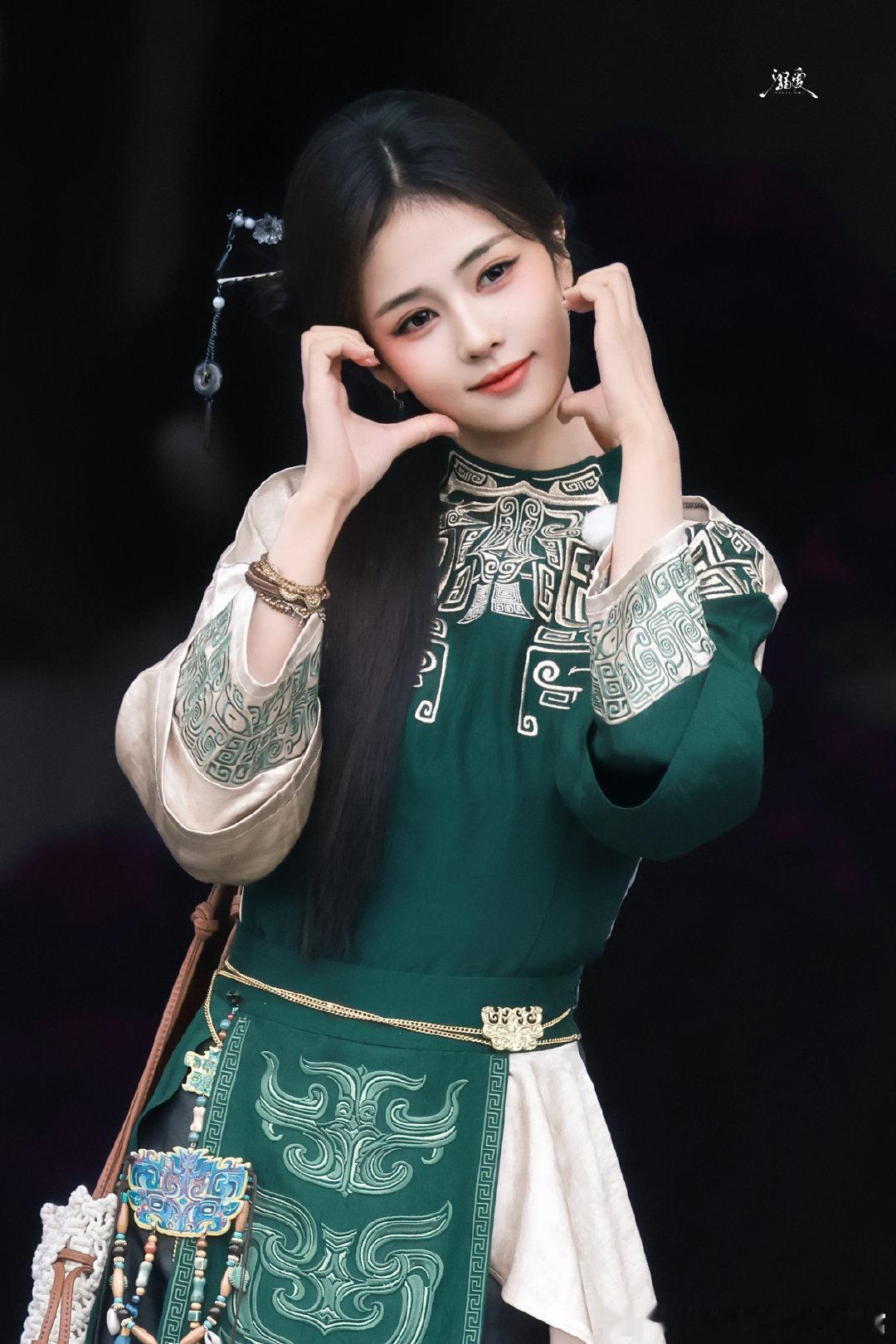 奔跑吧安阳路透这期造型好特别啊 
