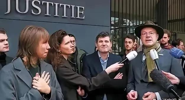 荷兰投机站队触碰红线，中国反制绝非一时冲动

这一回中国可真要杀鸡给猴看了。中国