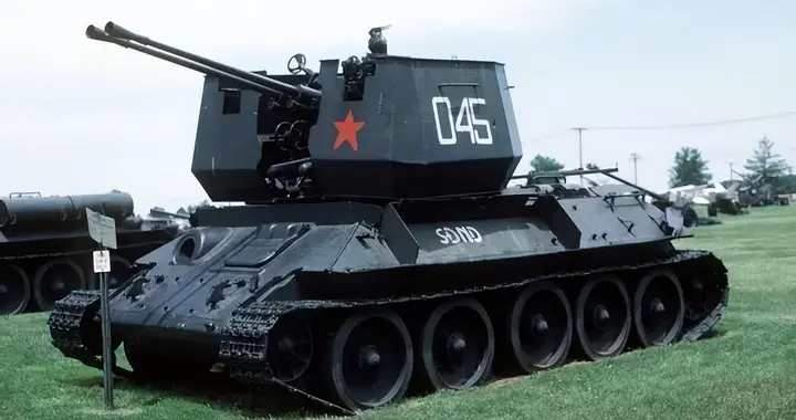 解放军第一款自行高炮就是它：63式和65式37毫米双管自行高炮