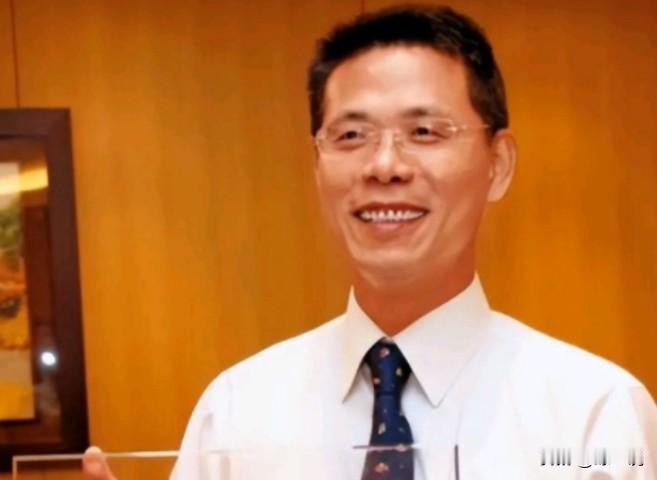 “全球逮捕！”2020年，美国悍然向全球发布逮捕令，而逮捕对象正是我国的陈正坤，