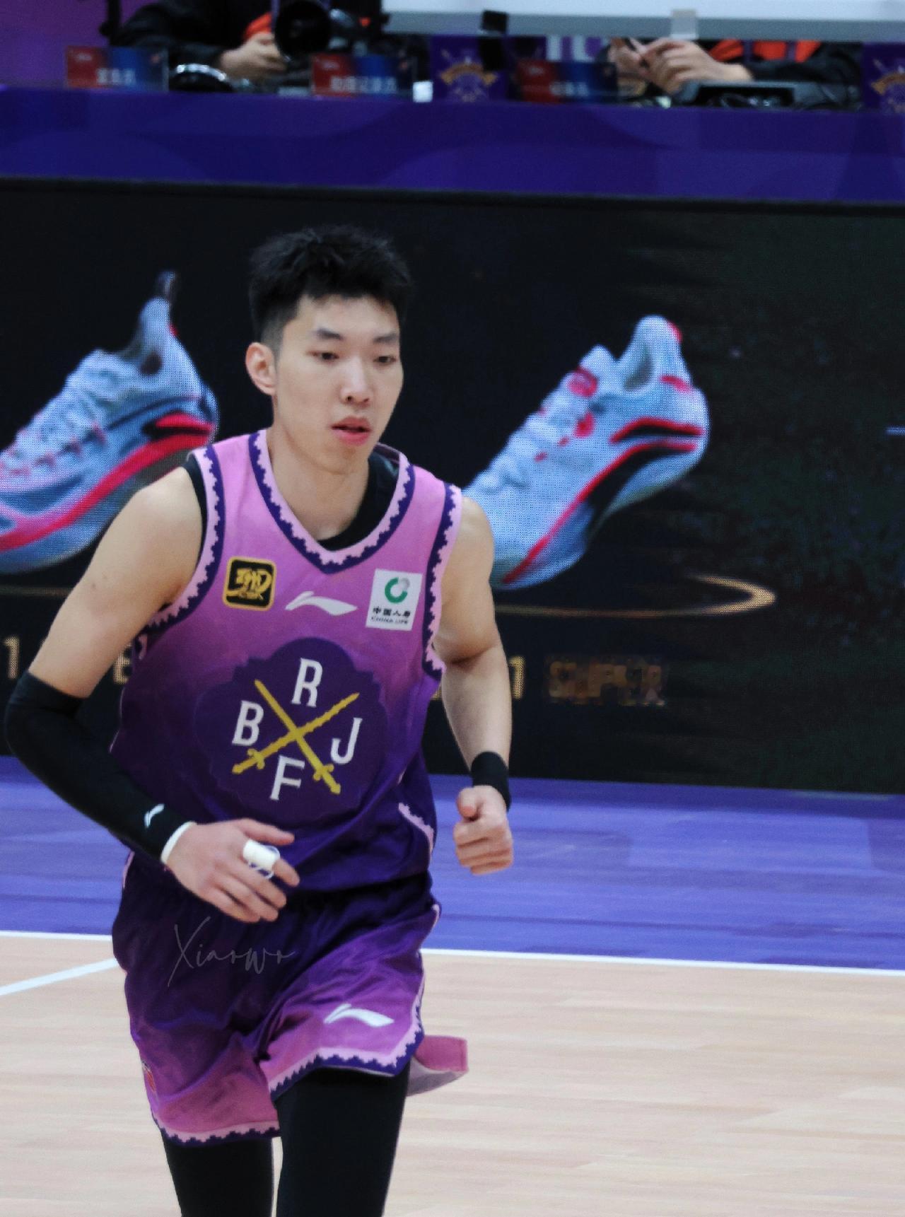 太无语了，北控65-84不敌北京，一战让我彻底看清这3个人！
 
1. 廖三宁，