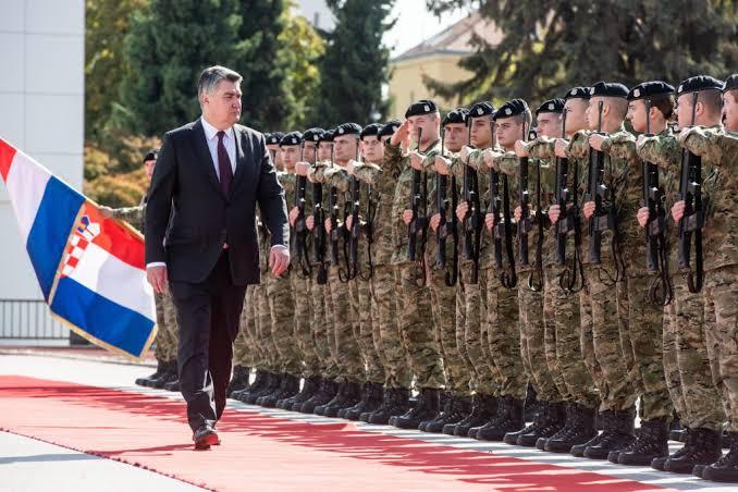 克罗地亚退出北约？
　　有报道称，克罗地亚总统在禁止与以色列建立军事关系并将克罗