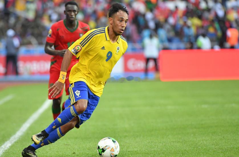 今天凌晨，加蓬在非洲杯小组赛0-1不敌喀麦隆，此前据称受伤的奥巴梅扬在上半场替补