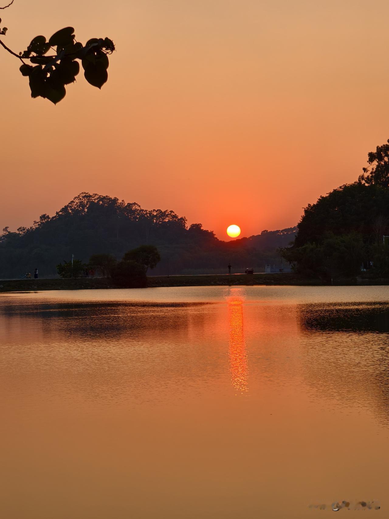 为什么打工发不了财？这6条大实话，句句扎心！

1.  你的工资是有“天花板”的