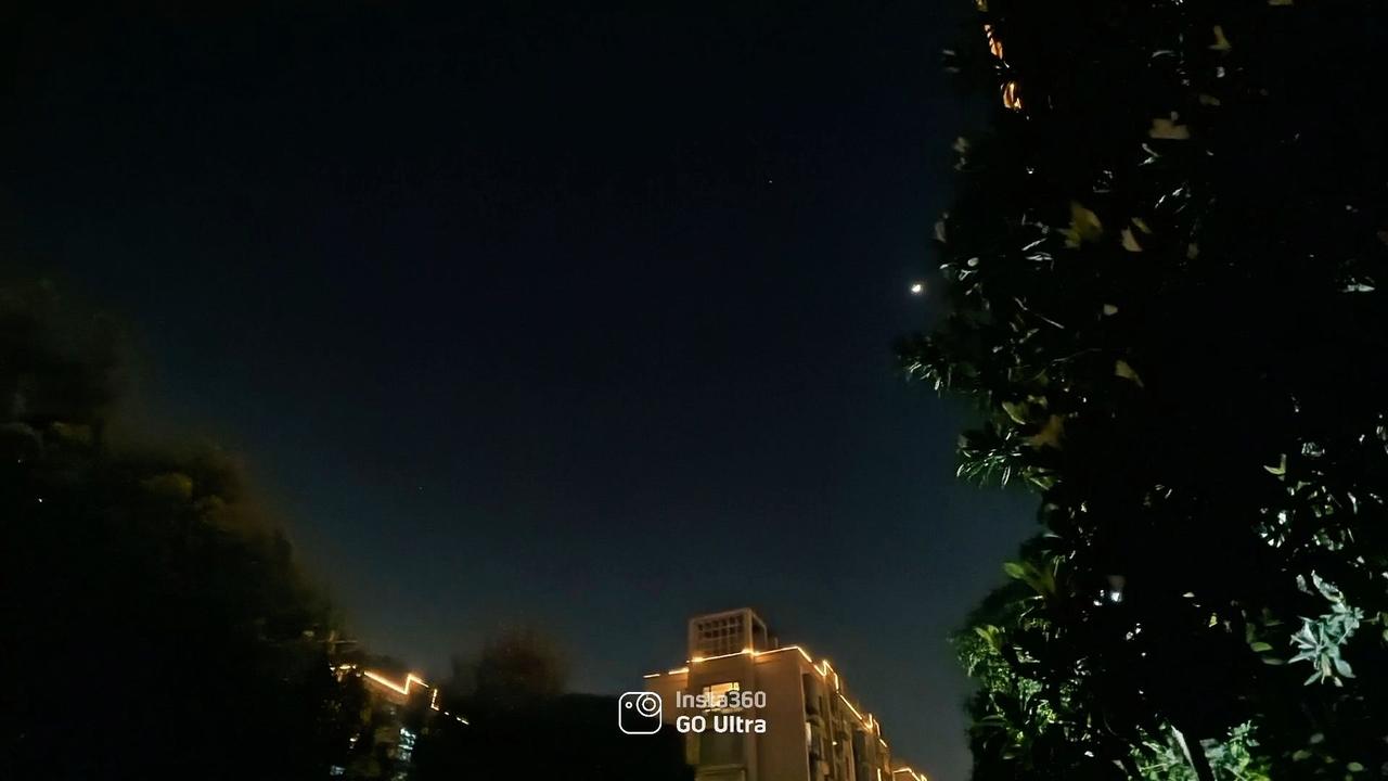 他们说今晚的夜色很好 逃开夜幕 晚风很温柔 夜晚专场 深夜