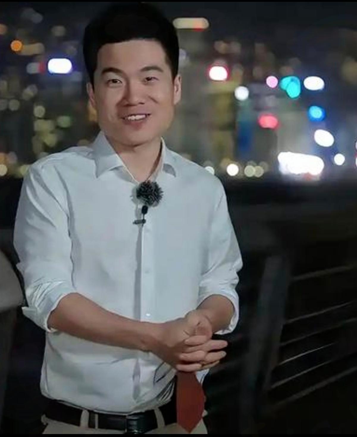 彻底服了！30+大男人追的偶像，是这个“其貌不扬”的他！
 
        对