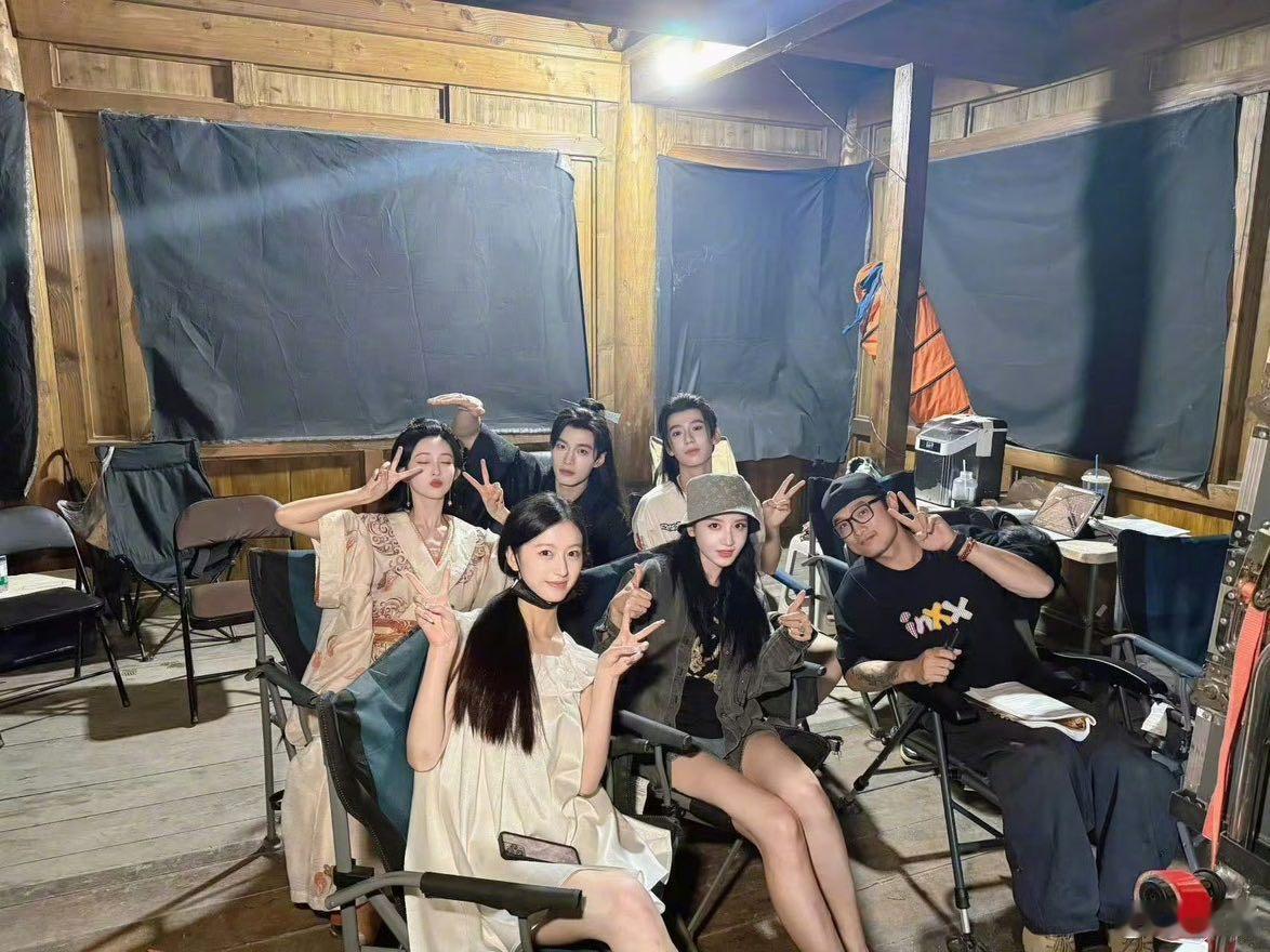 孟子义瘦到90斤以下孟子义拍百花杀瘦到90斤以下 孟子义瘦到90斤以下，期待百花