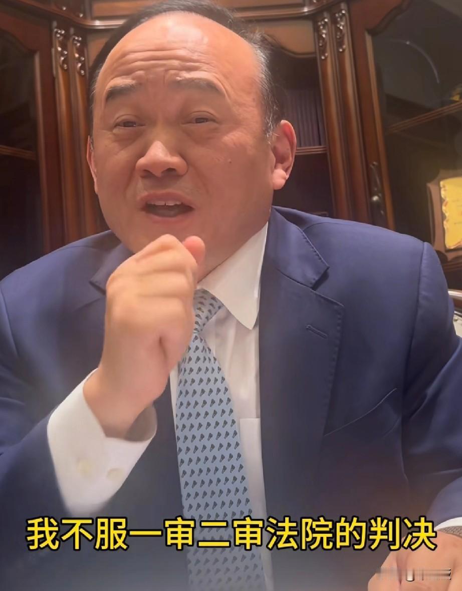 兰世立必赢
那条金鱼名声不好就已经输一半了，反正现在很多人都不买他家的油来吃，股