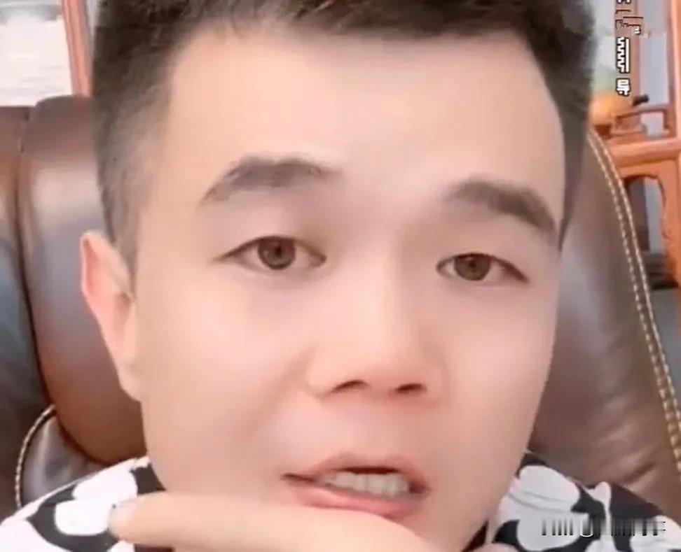 小辉儿屡教不改，拘留与赵本六无关！

            小胖评论铁岭小辉进