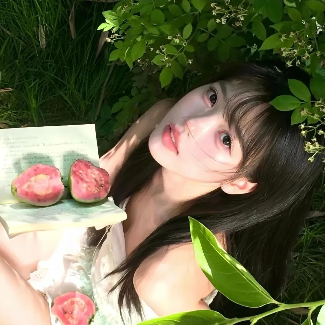𝑾𝒆𝑪𝒉𝒂𝒕｜百搭女头｜高级感头像｜经典风｜适配强｜无水印 