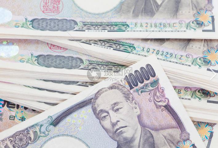 一位日本专家曾直言，现在关键不是中国能不能压得住日本，而是日本还有没有撑下去的可