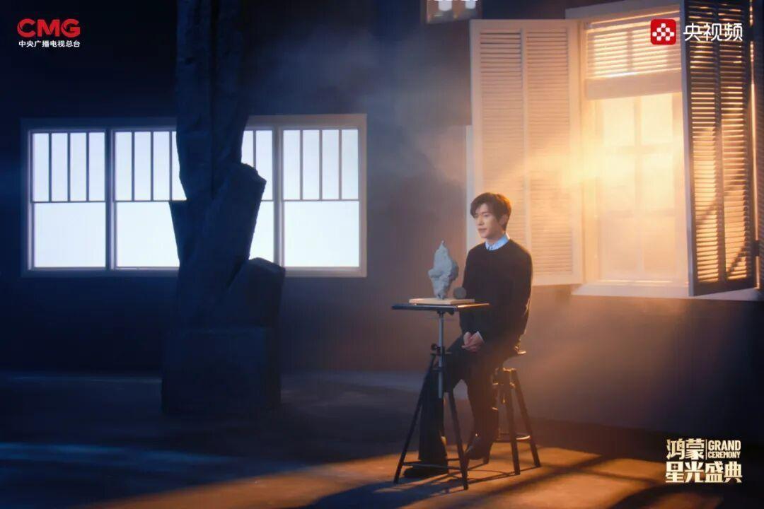 官宣了！央视鸿蒙星光盛典播出定档 20号看鸿蒙星光盛典。这应该算是年底科技圈最大