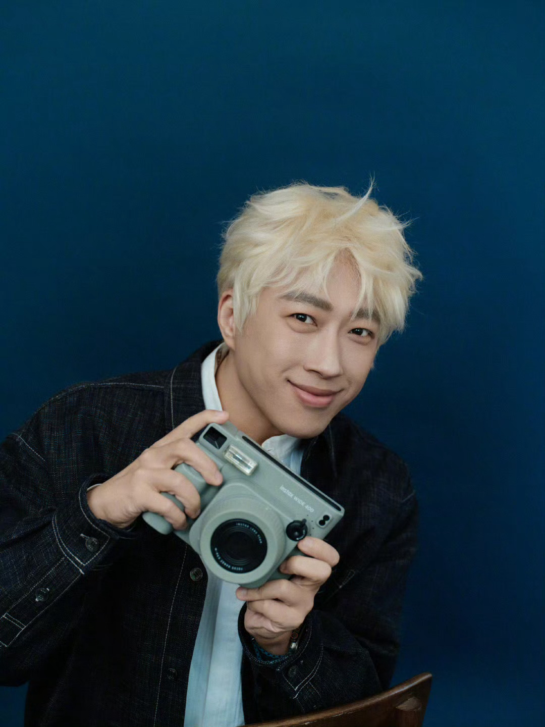 于正48岁生日照于正银白发生日照于正居然48岁了，生日晒银白发生日照，于正这么瘦