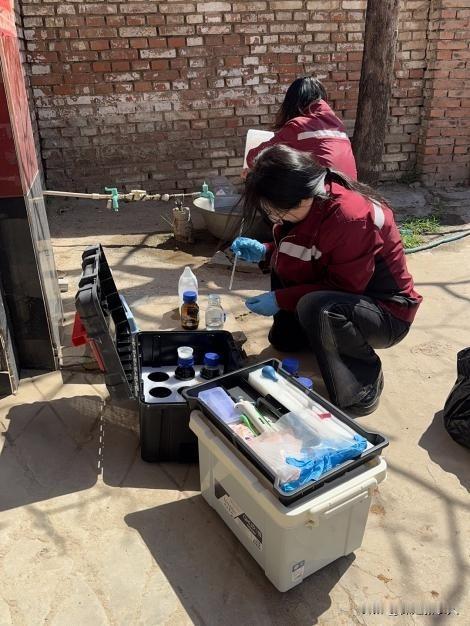 近日，保定市徐水区疾控中心全面开展2026年枯水期水质监测。

监测工作严格依据