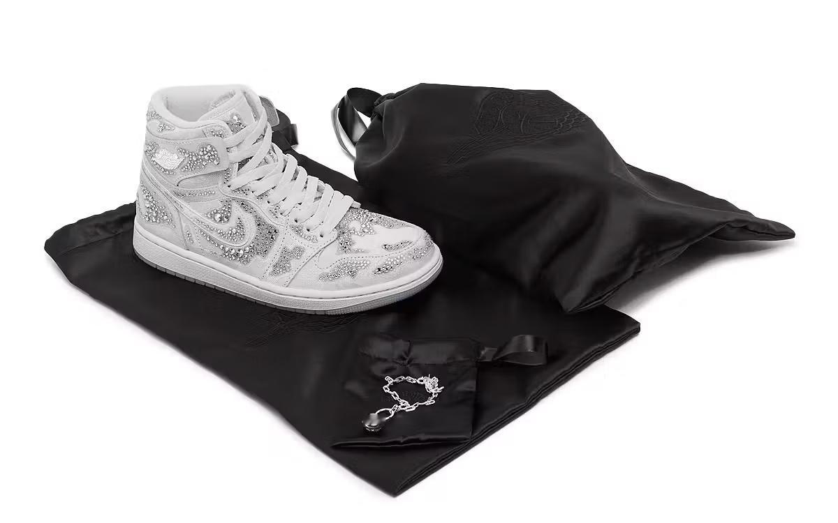 Swarovski x Air Jordan 1 High OG “Vast G