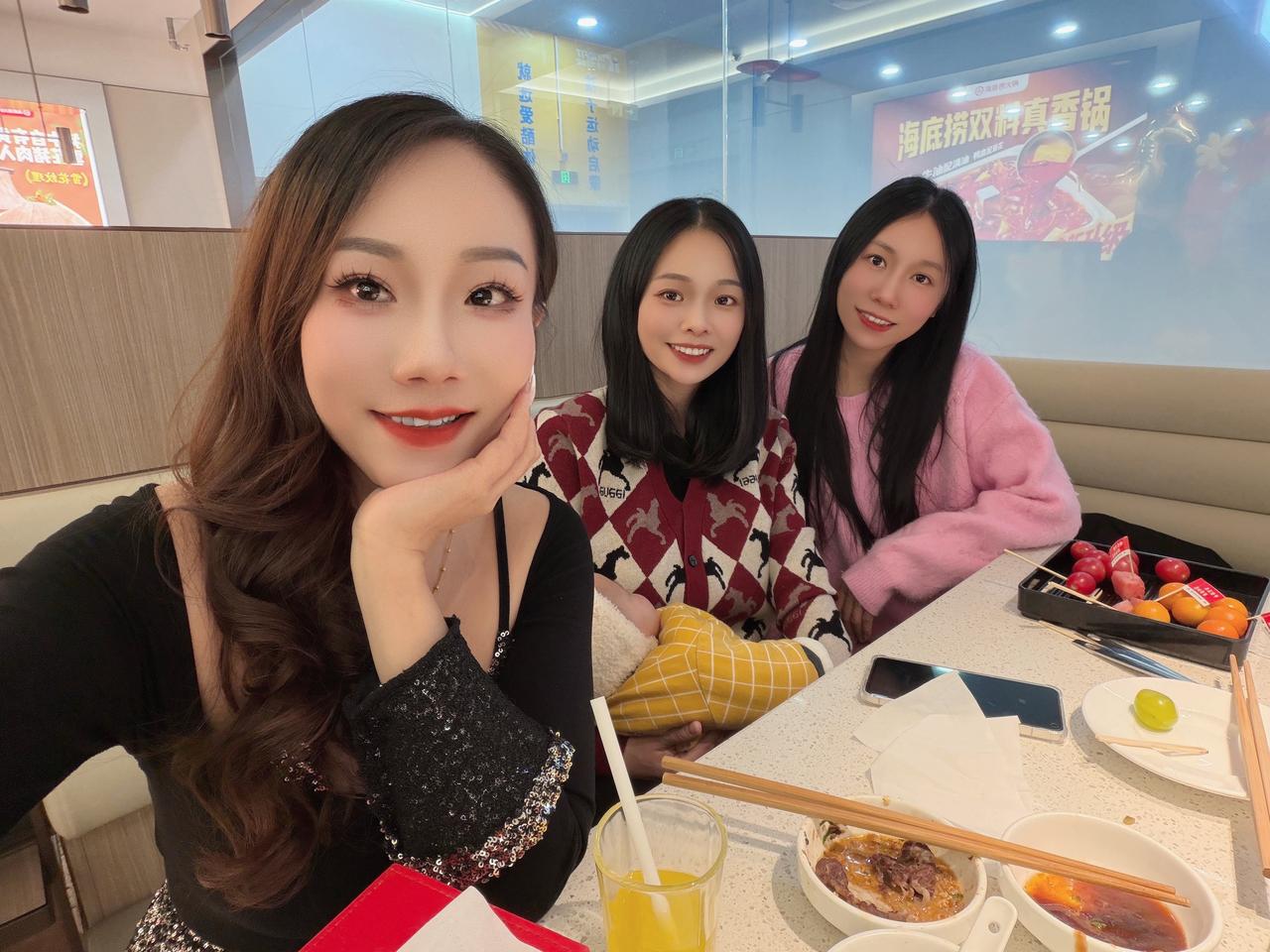 我们可以不那么美好，但一定要健康。可以不那么完美，但一定要快乐。可以不那么富有，