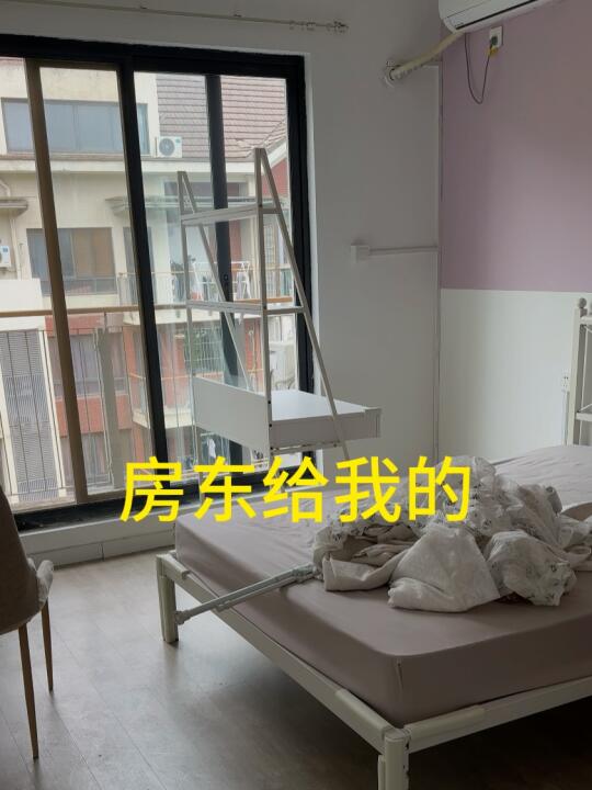 卧室改造抄作业！用一个月从图一睡到图二