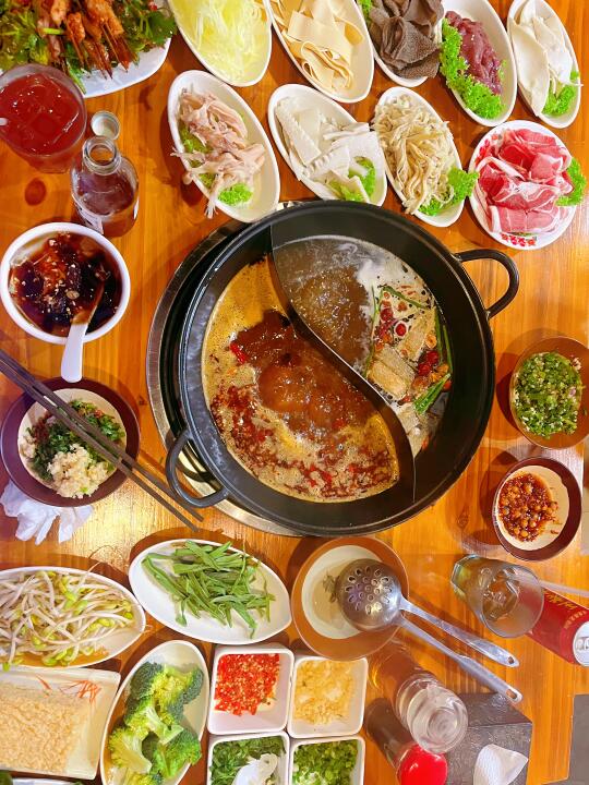 新加坡火锅吃到爽！思味串串自助火锅太顶了！