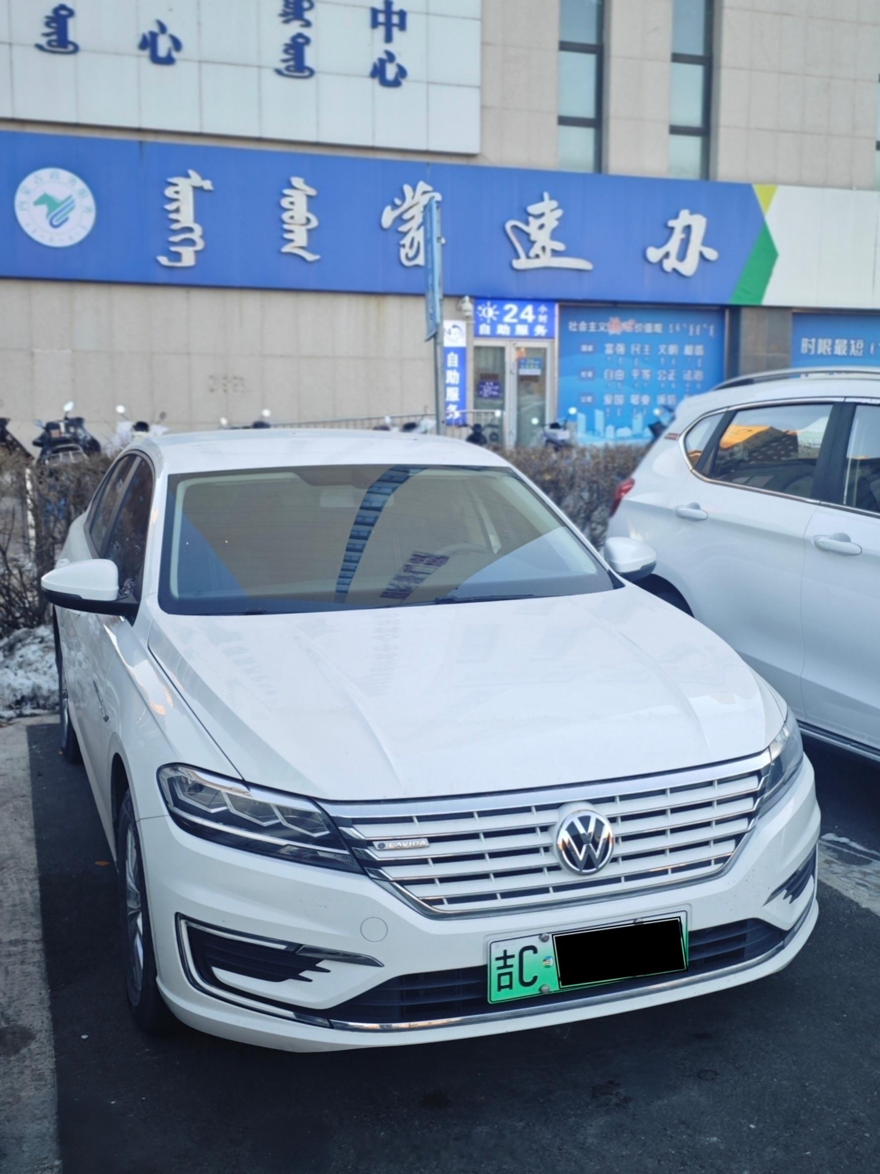 朗逸纯电&轩逸纯电，两大主机厂选择在畅销车型上做的“油改电”，算是大众ID和日产