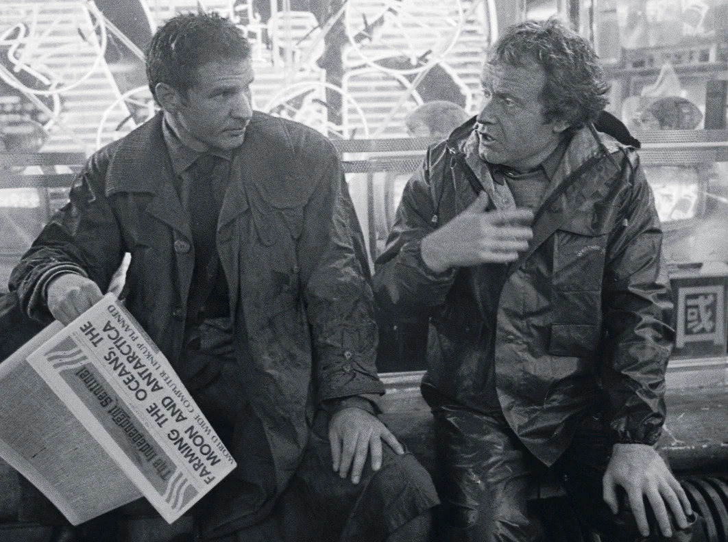 《银翼杀手》（1982）片场的哈里森·福特与雷德利·斯科特