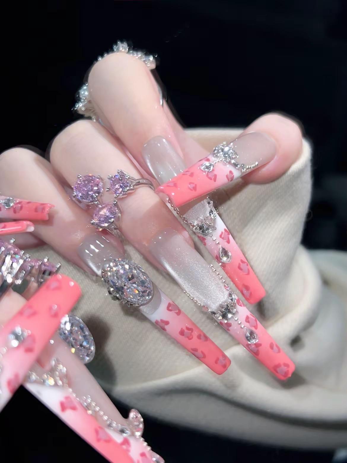 已下架，纯勾引粉色长甲 粉色美甲💅🏻 豹纹 美甲