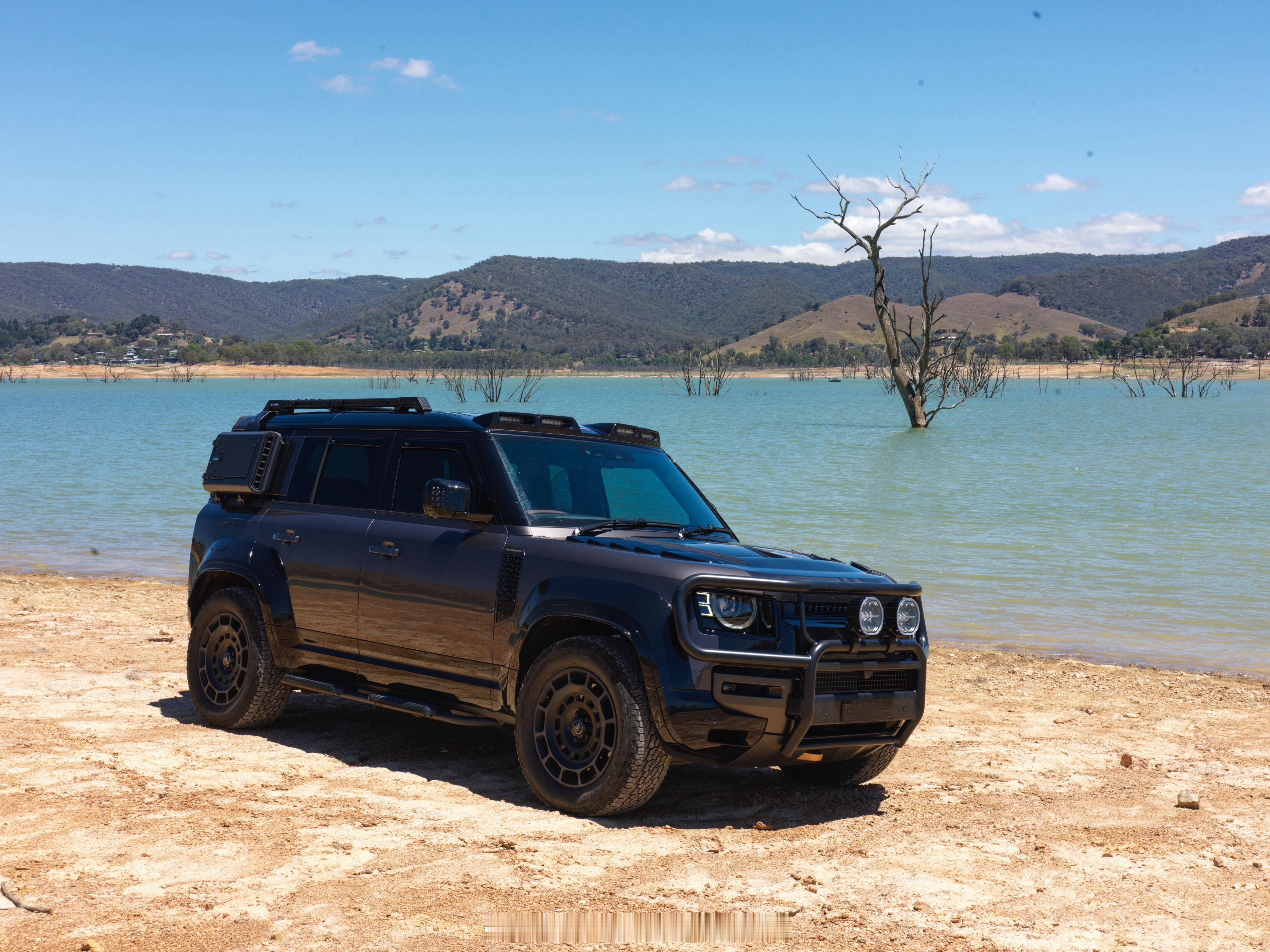 普通人和专业交易员，真正拉开差距的，其实只有两点。第一，普通人盯的是盈亏，专业交