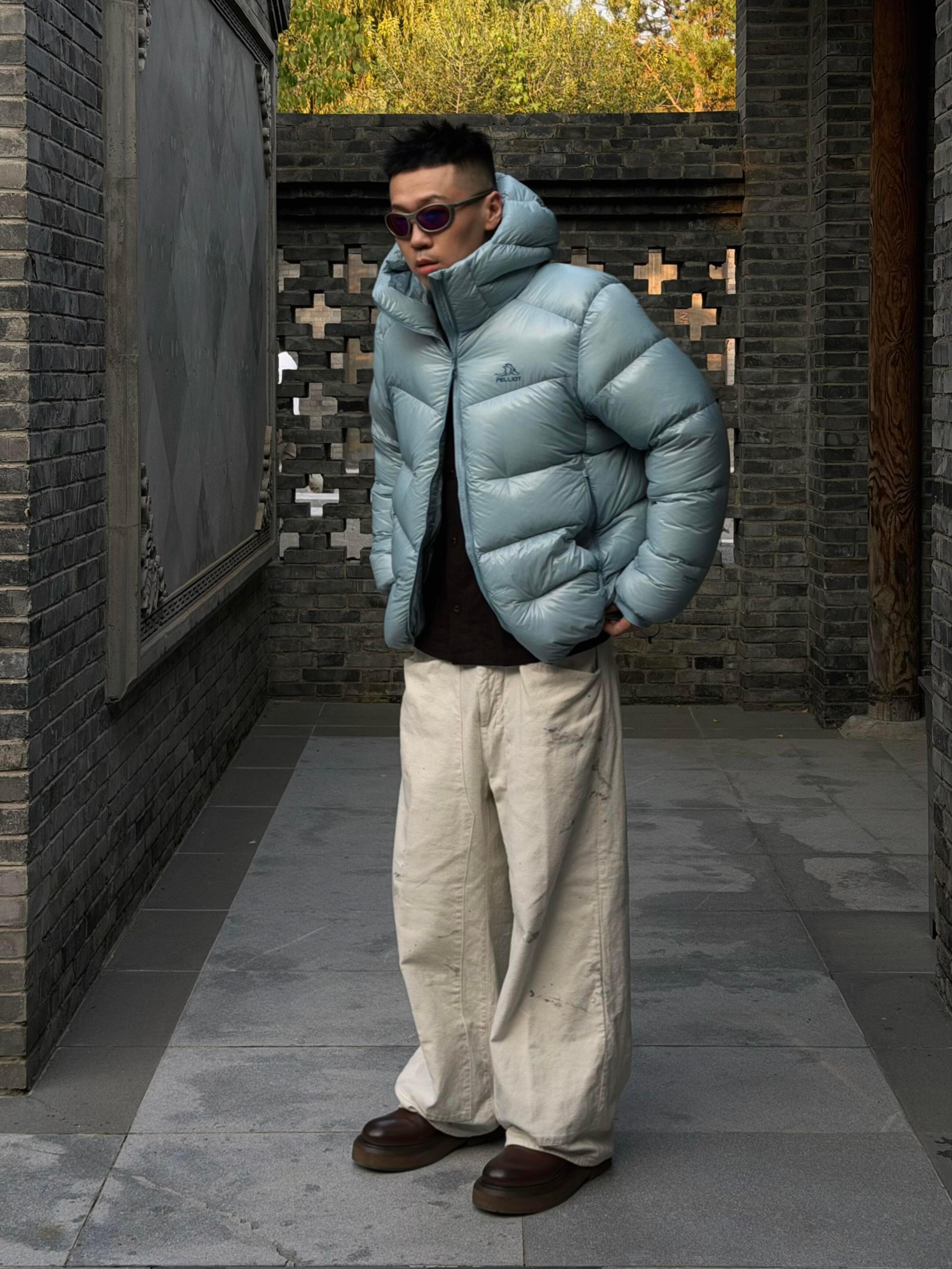 什么天气了？杨九郎羽绒服都穿上了[允悲] ​​​