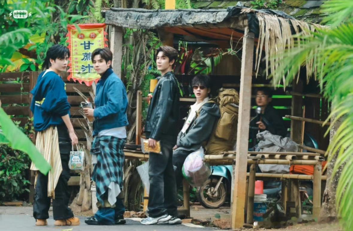 夏之光手机大片夏之光这摄像技术是有点东西在身上的，乍一看还以为是某个热带海岛的悠