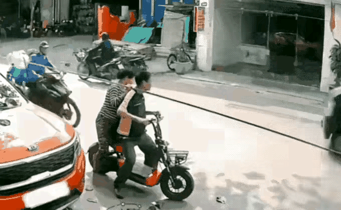 成事不足败事有余……[泣不成声]