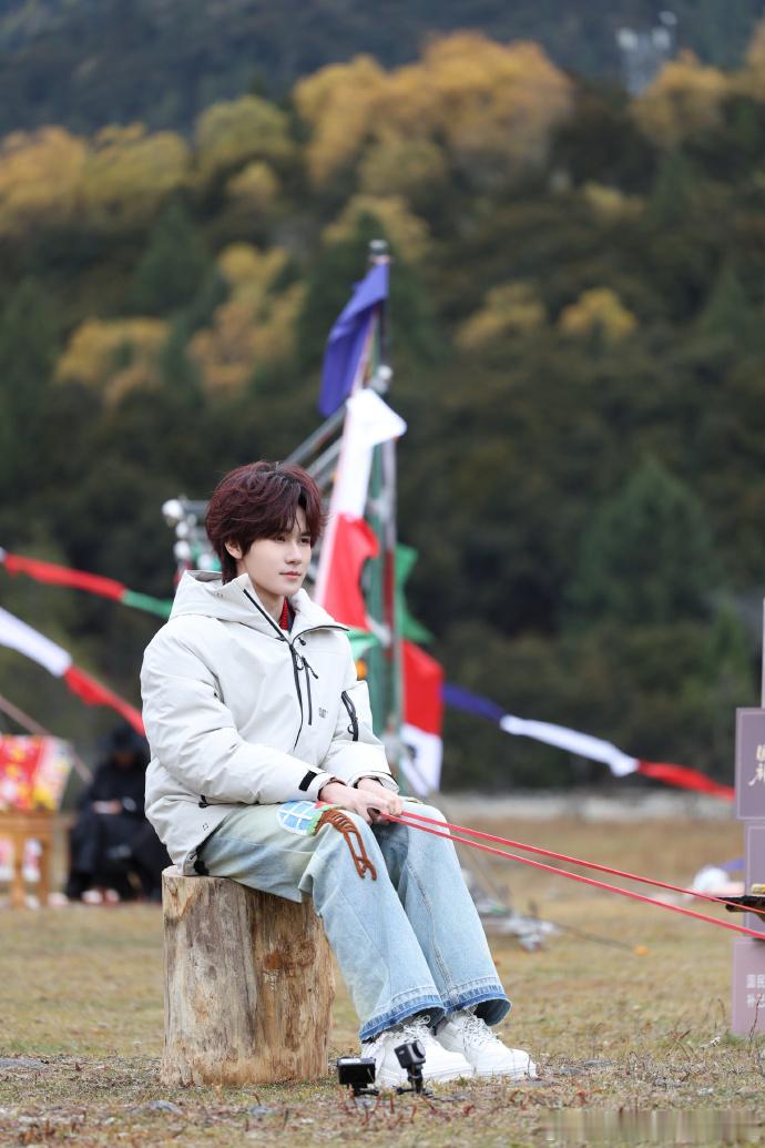 《奔跑吧》张真源被 “审判” 的名场面引发关注，相关关键词的传播，让更多人看到其