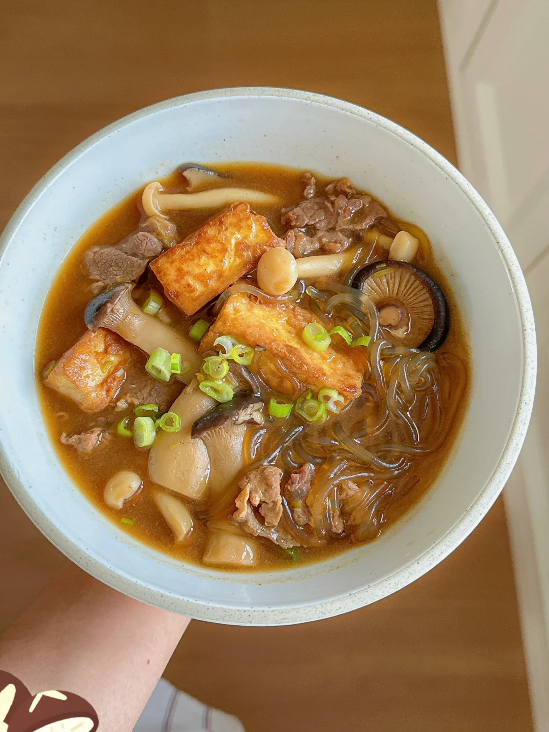 今日减脂食谱 菌菇豆腐牛肉煲🍲🥢