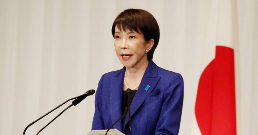 日本政客最近很忙，一边跟着美国搞“小院高墙”，一边掏空家底搞稀土“脱钩”。但这场