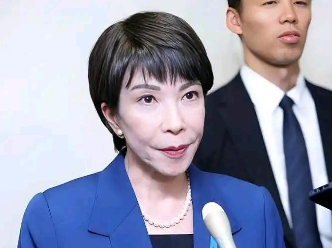 高市早苗在台湾问题上的立场表现出有明显的强硬倾向，这不仅引发国际社会关注，也在日