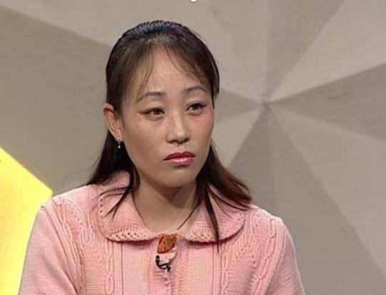 1998年，内蒙一女子自家商店被盗，女子通过足迹跟踪到盗贼，没想到女子竟然被破格