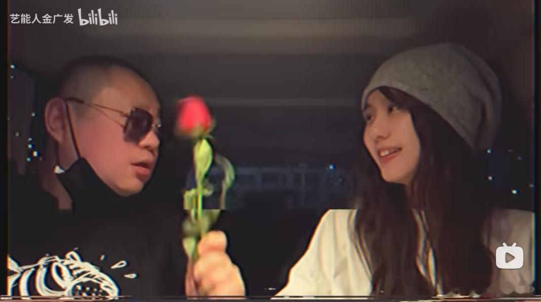 今年这么快就回归合体，而且上来就出这种台词！！有位网友的评价做如下评价：这对儿有