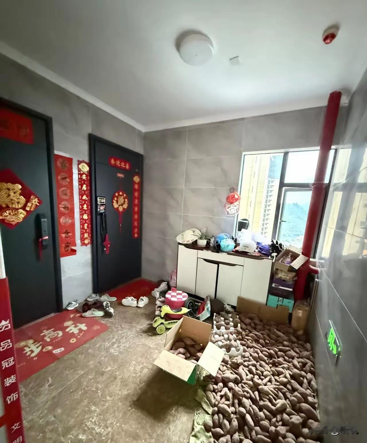 遇上这样的邻居也是倒霉了，有什么方法能够有效解决这些