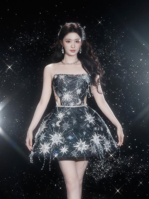 现在就出发4 金晨 王楚然的综艺效果 “白眼女神”王楚然参加了多个综艺节目，更以